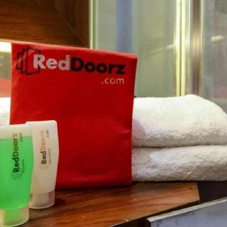 RedDoorz near Ramai Mall Malioboro Yogyakarta Luaran gambar