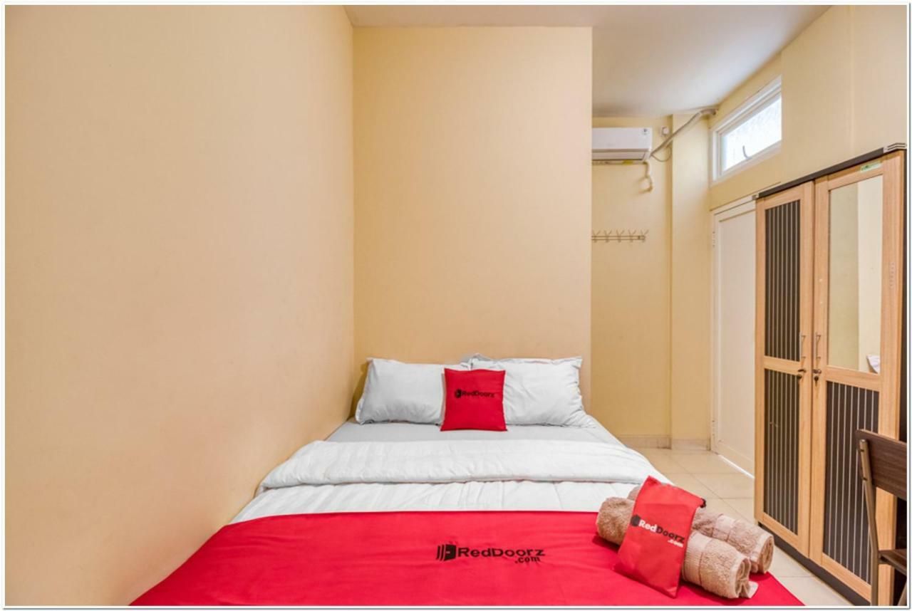 RedDoorz near Ramai Mall Malioboro Yogyakarta Luaran gambar